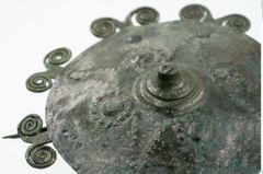 Foto von Bronzetutulusscheibenfibel (NHMW-PRAE-026529)
